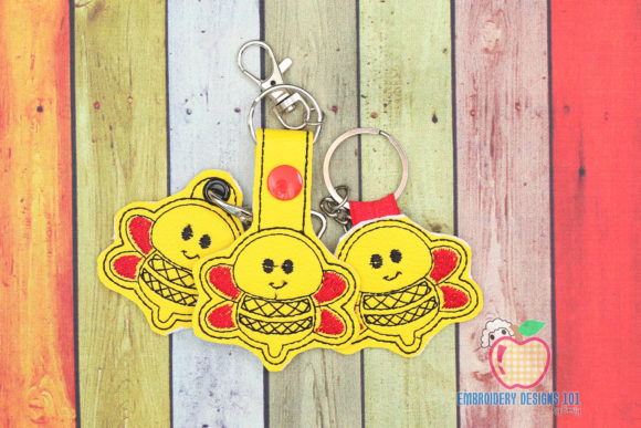 Cartoon Bee Flying ITH Keyfob Design Review